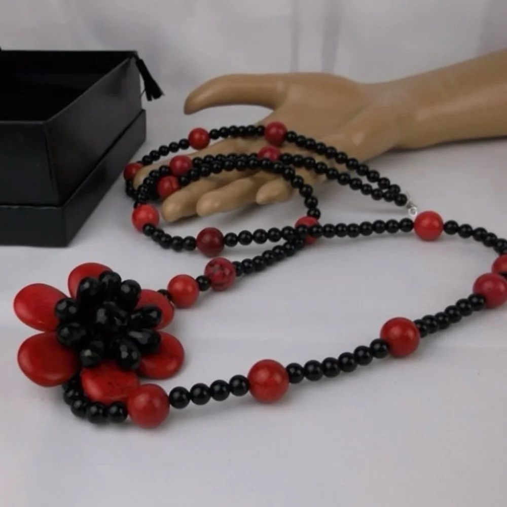 New Boxed Designer Sterling Silver Red Jasper Onyx Flower Necklace 40